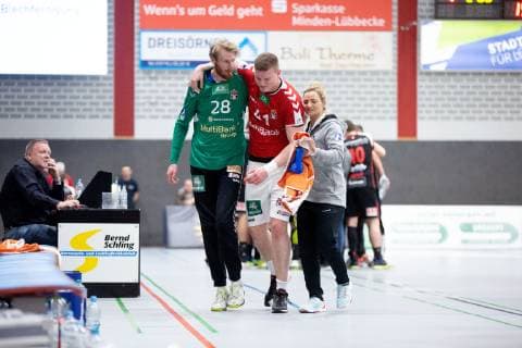 Lübbecke Germany 16 03 2019 2 Handball Bundesliga 2018 2019 TuS N Lübbecke vs Handball Sportverein Hamburg M Dominik Vogt Hamburg injured Lübbecke Nordrhein Westfalen Germany Merkur Arena