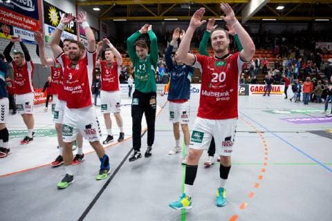 Lübbecke Germany 16 03 2019 2 Handball Bundesliga 2018 2019 TuS N Lübbecke vs Handball Sportverein Hamburg The team of Hamburg after the match R Marius Fuchs Hamburg Lübbecke Nordrhein Westfalen Germany Merkur Arena