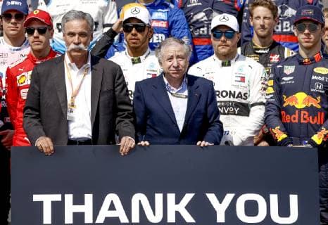 Motorsports: FIA Formula One World Championship WM Weltmeisterschaft 2019, Grand Prix of Australia, Chase Carey, Jean Todt (FIA President), 5 Sebastian Vettel (GER, Scuderia Ferrari Mission Winnow), 44 Lewis Hamilton (GBR, Mercedes AMG Petronas Motorsport), 77 Valtteri Bottas (FIN, Mercedes AMG Petronas Motorsport), Melbourne Australia