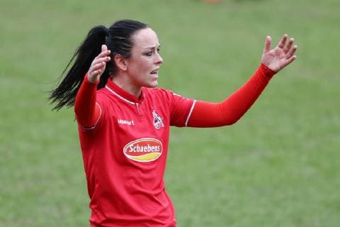 Sport 1 FC Cologne vs. SV 67 Weinberg Football 2 Bundesliga Women Franz Kremer Stadium Peggy Nietgen 1 FC Cologne 17 03 2019