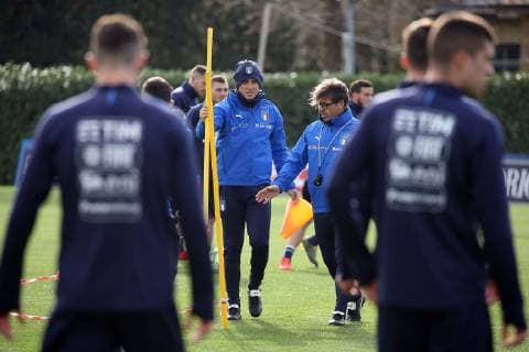 Photo LaPresse - Jennifer Lorenzini 19 March 2019 Firenze (Italy) Soccer Italy Italian Football meeting - "Coverciano" - Training In the pic: Roberto Mancini, coach of Italy and the players during the training  Copyright: xLaPresse JenniferxLorenzinix
