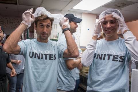 Spanish tennis players Garbine Muguruza (R) and David Ferrer (L) prepare at a soup kitchen, in Miami, Florida, United States, 19 March 2019, where they took part in a solidary initiative to feed people in need. David Ferrer and Muguruza participate in charity in Miami !ACHTUNG: NUR REDAKTIONELLE NUTZUNG!  Copyright: xGiorgioxVierax AME9014 20190319-636886316870244542