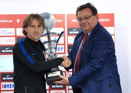 Sport Bilder des Tages Croatia National football team - press conference PK Pressekonferenz 20.03.2019. , Zagreb - Zlatko Dalic and Luka Modric held a press conference ahead of qualifying matches for Euro 2020 against Azerbejdzana and Hungary. Luka Modric received an AIPS award for the best athlete in the world.  MarkoxPrpic PIXSELL