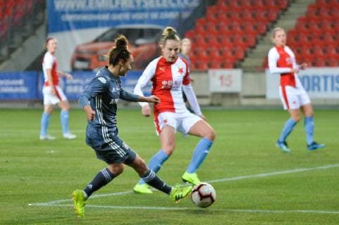 Lina Magull FC Bayern Munich with ball on foot Prague Czech Republic 20 03 2019 Soccer Womens soccer Slavia Prague FC Bayern Munich xklx