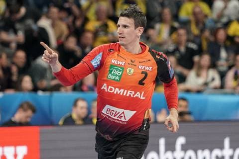 Andre Schmid Andy Schmid RNL 2 single picture cheers on a goal cheers on goal celebration celebrate the goal goal celebration cheers on the goal optimistic game scene highlight action action handball champions league Rhine Neckar lions lions HBC Nantes xozx