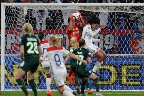 Sarah Bouhaddi et Wendie Renard (lyon) vs Pernille Harder et Ewa Pajor (wolfsburg) FOOTBALL : Lyon vs Wolfsburg - 1 4 de finale ligue des champions feminine - 20 03 2019 FredericChambert Panoramic 