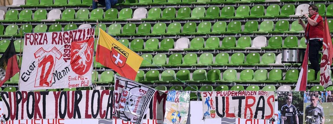 Soccer WFV Cup Quarter Finals 2018 2019 20 03 2019 Upper League SSV Reutlingen TSG Backnang Nico Schoch re as twelfth man of the TSG Backnang at the Kreuzeiche stadium
