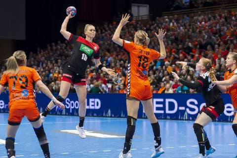 Handball Women Test match Netherlands Germany v li Estavana Polman Netherlands Kim Naidzinavicius Germany Bietigheim Kelly Dulfer Netherlands Meike Schmelzer Germany Thueringer HC Groningen MartiniPlaza Arena Netherlands