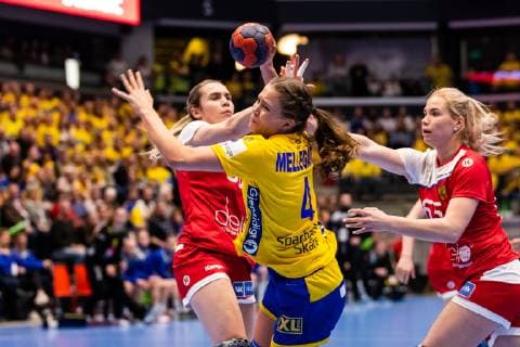 190322 Russias Kseniia Trukhina in battle with Swedens Olivia Mellegard during a handball match between Sweden and Russia on March 22, 2019 in Eskilstuna,  Copyright: ANDREASxLxERIKSSON BB190322AE020