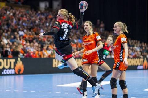 Handball Women Test match Netherlands Germany Meike Schmelzer Germany Thueringer HC Groningen MartiniPlaza Arena Netherlands