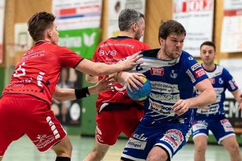 Marvin Seeger SG H2Ku Herrenberg 06 Felix Euchner TV Weilstetten 02 SG H2Ku Herrenberg vs. TV Weilstetten Handball BWOL Maenner 23 03 2019 SG H2Ku Herrenberg vs. TV Weilstetten Handball BWOL Maenner 23 03 2019 Herrenberg Copyright: xFrankx Eibner-Pressefotox EP_wfk