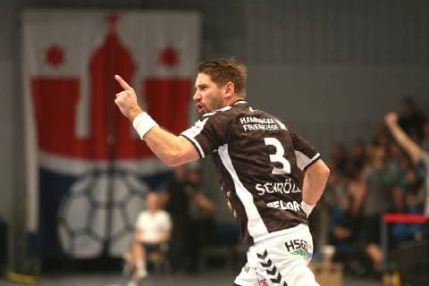 Handball 2 Handball Bundesliga 2018 2019 Handball Sportverein Hamburg vs EHV Aue Stefan Schröder Handball Sportverein Hamburg successful goal throw Jubilation Sporthalle Hamburg Hamburg Hamburg