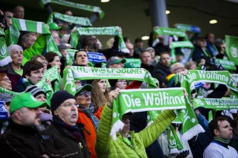 GER UWCL quarter finals VfL Wolfsburg vs Olympique Lyon 27 03 2019 AOK Stadium Wolfsburg GER UWCL quarter finals VfL Wolfsburg vs Olympique Lyon UEFA REGULATIONS PROHIBIT ANY USE OF PHOTOGRAPHS AS IMAGE SEQUENCES AND OR QUASI VIDEO picture shows fans of VfL sing the anthem before the match nordphotox xRauch nph00251