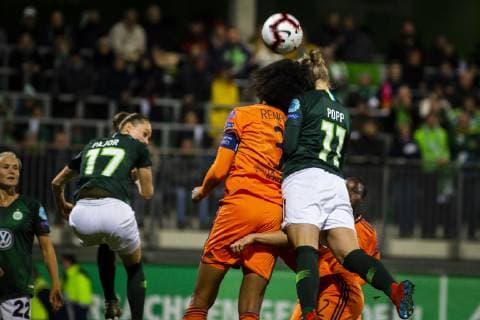 GER UWCL quarter finals VfL Wolfsburg vs Olympique Lyon 27 03 2019 AOK Stadium Wolfsburg GER UWCL quarter finals VfL Wolfsburg vs Olympique Lyon UEFA REGULATIONS PROHIBIT ANY USE OF PHOTOGRAPHS AS IMAGE SEQUENCES AND OR QUASI VIDEO picture shows header duel between Wendie Renard Lyon 3 and Alexandra Popp VfL Wolfsburg 11 nordphotox xRauch nph00251