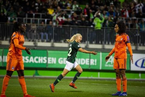 GER UWCL quarter finals VfL Wolfsburg vs Olympique Lyon 27 03 2019 AOK Stadium Wolfsburg GER UWCL quarter finals VfL Wolfsburg vs Olympique Lyon UEFA REGULATIONS PROHIBIT ANY USE OF PHOTOGRAPHS AS IMAGE SEQUENCES AND OR QUASI VIDEO in picture shows Pernille Harder VfL Wolfsburg 22 meets 2 2 and cheers nordphotox xRauch nph00251