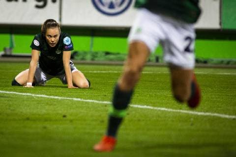 GER UWCL quarter finals VfL Wolfsburg vs Olympique Lyon 27 03 2019 AOK Stadium Wolfsburg GER UWCL quarter finals VfL Wolfsburg vs Olympique Lyon UEFA REGULATIONS PROHIBIT ANY USE OF PHOTOGRAPHS AS IMAGE SEQUENCES AND OR QUASI VIDEO picture shows Ewa Pajor VfL Wolfsburg 17 disappointed nordphotox xRauch nph00251