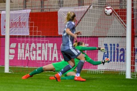 Football UEFA Womens Champions League 27 03 2019 FC Bayern München SK Slavia Praha Football UEFA Womens Champions League 27 03 2019 FC Bayern München SK Slavia Praha in Munich FCB Campus Bayern Deutschland Tor durch Mandy Islacker 4 0 DFL REGULATIONS PROHIBIT ANY USE OF PHOTOGRAPHS AS IMAGE SEQUENCES AND OR QUASI VIDEO