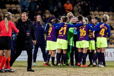 190327 Lluis Cortes coach and the players of Barcelona celebrate after the UEFA Women s Champions League quarterfinal match between LSK Kvinner and Barcelona on March 27 2019 in Lillestrom Photo Jon Olav Nesvold BILDBYRAN kod JE 160436,  Copyright: JONxOLAVxNESVOLD BB190327JE053