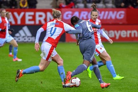 Football UEFA Womens Champions League 27 03 2019 FC Bayern München SK Slavia Praha Football UEFA Womens Champions League 27 03 2019 FC Bayern München SK Slavia Praha in Munich FCB Campus Bayern Deutschland Lineth Beerensteyn and Kylla Liisa 4 in the duel DFL REGULATIONS PROHIBIT ANY USE OF PHOTOGRAPHS AS IMAGE SEQUENCES AND OR QUASI VIDEO