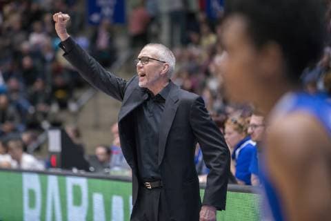 Fraport Skyliners RASTA Vechta 1 BBL Clenched fist as tip for his team coach Gordon Herbert Fraport Skyliners Frankfurt am Main Hesse Germany Fraport Arena