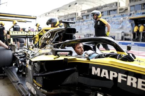 Motorsports: FIA Formula One World Championship WM Weltmeisterschaft 2019, Grand Prix of Bahrain, 3 Daniel Ricciardo (AUS, Renault F1 Team), Sakhir Bahrain