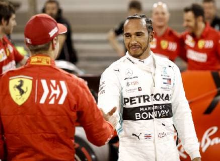 Motorsports: FIA Formula One World Championship WM Weltmeisterschaft 2019, Grand Prix of Bahrain, 5 Sebastian Vettel (GER, Scuderia Ferrari Mission Winnow), 44 Lewis Hamilton (GBR, Mercedes AMG Petronas Motorsport), Sakhir Bahrain