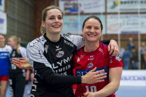 Bietigheim Germany 30 March 2019 HBF 18 19 SG BBM Bietigheim vs Buxtehuder SV v li Torhueterin Dinah Eckerle Bietigheim Anna Loerper Bietigheim Bietigheim Bissingen Viadukthalle Baden Württemberg Germany