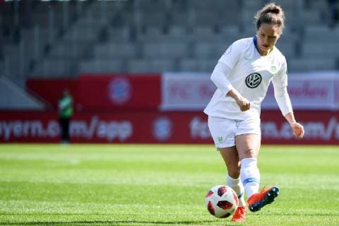 Babett Peter Wolfsburg 8 Full body clipping single frame action action football DFB womens cup FC Bayern Munich semi final VfL Wolfsburg DFB REGULATIONS PROHIBIT ANY USE OF PHOTOGRAPHS AS IMAGE SEQUENCES AND OR QUASI VIDEO xslx