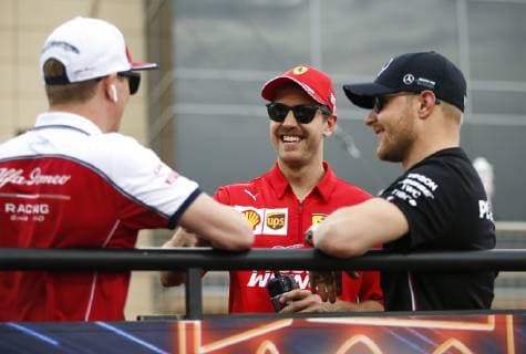 Motorsports: FIA Formula One World Championship WM Weltmeisterschaft 2019, Grand Prix of Bahrain, 7 Kimi Raikkonen (FIN, Alfa Romeo Racing), 5 Sebastian Vettel (GER, Scuderia Ferrari Mission Winnow), 77 Valtteri Bottas (FIN, Mercedes AMG Petronas Motorsport), Sakhir Bahrain