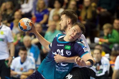 Handball Berlin 31 03 2019 EHF Cup Season 2018 2019 Foxes Berlin Balatonfüredi KSE Frederik Simak Foxes Berlin No 24 Dominik Math Balatonfüred No 99