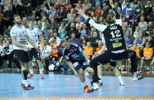 GER European Cup FUECHSE BERLIN VS Balatonfueredi KSE 31 03 2019 Max Schmeling Halle Berlin GER European Cup FUECHSE BERLIN VS Balatonfueredi KSE DHB regulations prohibit any use of photographs as image sequences and or quasi video in picture Matthias Zachrisson Fuechse Berlin 21 Zoltan Szita Balatonfueredi KSE 21 Laszlo Kemeny Balatonfueredi KSE 3 Daniel Boesz Balatonfueredi KSE 12 nordphotox xEngler nph00076