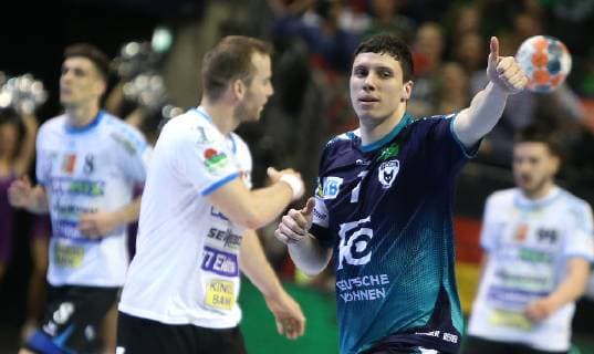 31 03 2019 Handball EHF Cup Group A 12 Matchday Foxes Berlin Balatonfüredi KSE Picture Kevin Struck Foxes Berlin shows thumb up Handball EHF Cup Group A 12 Matchday Foxes Berlin Balatonfüredi KSE