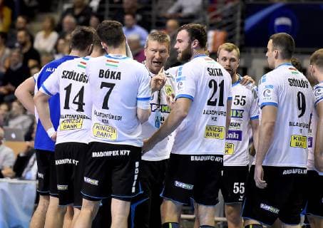 31 03 2019 xlakx Handball HBL Fuechse Berlin Balatonfueredi KSE emspor v l Boka Bendeguz Balatonfueredi KSE 7 Istvan Csoknyai Head Coach Balatonfueredi KSE Zoltan Szita Balatonfueredi KSE 21 Semenov Yuri Balatonfueredi KSE 55 Oliver Szoelloesi Balatonfueredi KSE 9 Berlin
