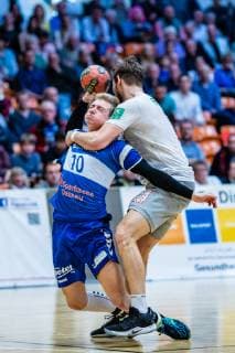 Slavomir Mlotek 10 Dessau Rosslauer HV 06 Norman Flödl 17 HC Elbflorenz 2016 during the match in the Handball 2 Bundesliga Men Season 2018 2019 between Dessau Rosslauer HV 06 and HC Elbflorenz 2016 in the Anhalt Arena on 31 March 2019 in Dessau Rosslau Sachsen Anhalt Germany