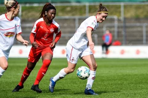 v li Barakissa Coulibaly SGS Essen II 24 Carolin Schraa FC Köln 7 Duel duel tackle tackling dynamics action action football 2 women Bundesliga 1 FC Köln SGS Essen II DFB REGULATIONS PROHIBIT ANY USE OF PHOTOGRAPHS AS IMAGE SEQUENCES AND OR QUASI VIDEO xmhx