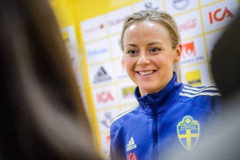 190402 Amanda Ilestedt of the Swedish women national football team in the mixed zone after a training session on April 2 2019 in Stockholm,  Copyright: SIMONxHASTEGARD BB190402BB124