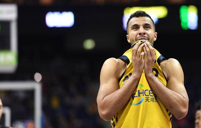 Johannes Thiemann ALBA at the free throw ALBA Berlin ratiopharm Ulm Basketball easy Credit BBL men men men men men season 2018 2019 Berlin 2 4 2019 Mercedes Benz Arena