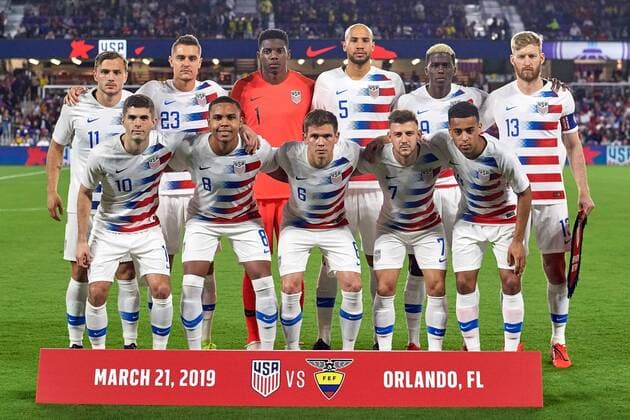 ORLANDO, FL - MARCH 21: United States starting XI consisting of (back row) United States forward Jordan Morris (11), United States defender Aaron Long (23), United States goalkeeper Sean Johnson (1), United States defender John Brooks (5), United States forward Gyasi Zardes (9), United States defender Tim Ream (13), (front row) United States midfielder Christian Pulisic (10), United States midfielder Weston McKennie (8), United States midfielder Wil Trapp (6), United States forward Paul Arriola (7) and United States midfielder Tyler Adams (14) pose for a photo prior to game action during an International Friendly Länderspiel match between the United States and the Ecuador men s national teams on March 21, 2019 at Orlando City Stadium in Orlando, FL. (Photo by Robin Alam Icon Sportswire) SOCCER: MAR 21 USA v Ecuador Icon164190321116