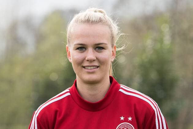 Goalkeeper Merle FROHMS GER bust photo of the soccer womens national team Germany GER on 03 04 2019 in Marienfeld Germany Â
