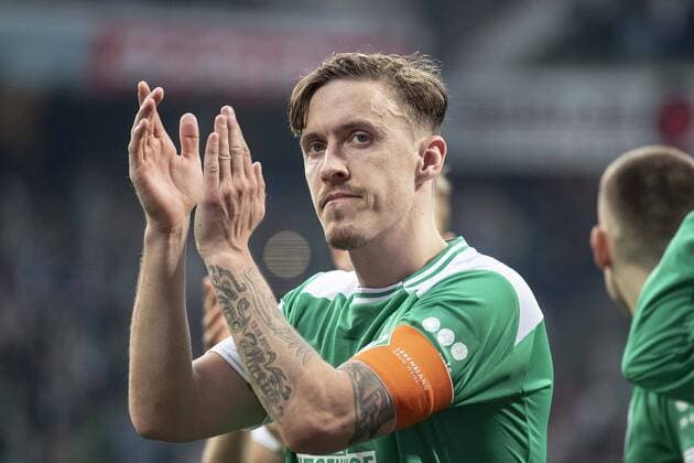 Der zweifache Torschuetze Max KRUSE (HB) klatschend nach Spielschluss; Fussball 1. Bundesliga, 27. Spieltag, SV Werder Bremen (HB) - 1. FSV Mainz 05 3:1, am 30.03.2019 in Bremen Deutschland. DFL regulations prohibit any use of photographs as image sequences and or quasi-video *** The double goalscorer Max KRUSE HB clapping after the end of the match Soccer 1 Bundesliga 27 Matchday SV Werder Bremen HB 1 FSV Mainz 05 3 1 on 30 03 2019 in Bremen Germany DFL regulations prohibit any use of photographs as image sequences and or quasi video