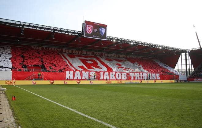Choreography at the Hans Jakob Tribuene DFL regulations prohibit any use of photographs as image sequences and or quasi video SSV Jahn Regensburg VfL Bochum 2 Bundesliga Fussball 05 04 2019 Regensburg Copyright: xEIBNER AndreasxNicklx EP_ANL