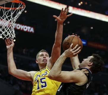 April 5, 2019 - Los Angeles, California, U.S - Los Angeles Clippers Danilo Gallinari (8) drives to the basket and shoots while defended by Los Angeles Lakers Moritz Wagner (15) during an NBA Basketball Herren USA basketball game between Los Angeles Clippers and Los Angeles Lakers, Friday, April 5, 2019, in Los Angeles. NBA 2019: Lakers 122:117 Clippers - ZUMAc68_ 20190405_zaf_c68_003 Copyright: xRingoxChiux