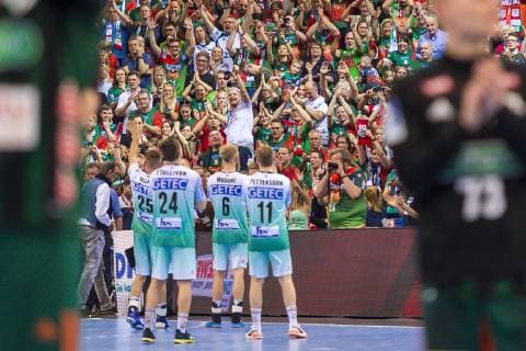 Hamburg Germany 06 April 2019 REWE Final 4 DHB Cup Semifinals TSV Hanover Burgdorf vs SC Magdeburg Fan curve Fans Fan block Magdeburg Hamburg Barclaycard Arena Hamburg Germany