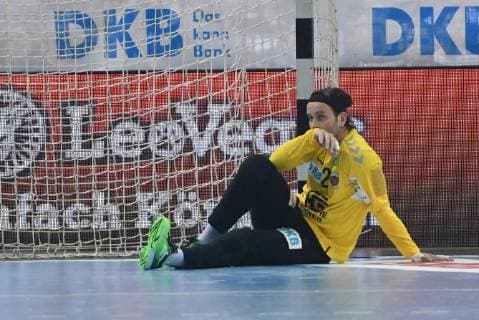 HBL DHB Cup Semifinal THW Kiel vs Fuechse Berlin 06 04 19 Hamburg HBL DHB Cup Final Four 2019 Semifinal THW Kiel vs Fuechse Berlin in picture Goalkeeper Silvio Heinevetter Berlin 12 sits disappointed in goal nordphoto xWitke nph00002