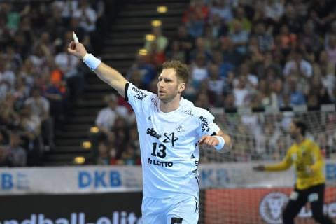 HBL DHB Cup Semifinal THW Kiel vs Fuechse Berlin 06 04 19 Hamburg HBL DHB Cup Final Four 2019 Semifinal THW Kiel vs Fuechse Berlin in picture Steffen Weinhold Kiel 13 cheers nordphoto xWitke nph00002