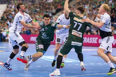 Hamburg Germany 06 April 2019 REWE Final 4 DHB Cup Semifinal THW Kiel vs Fuechse Berlin v li Domagoj Duvnjak THW Kiel Frederik Simak Berlin Johan Koch Berlin Patrick Wiencek THW Kiel Hamburg Barclaycard Arena Hamburg Germany