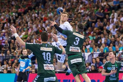 Hamburg Germany 06 April 2019 REWE Final 4 DHB Cup Semifinal THW Kiel vs Fuechse Berlin v li Jakov Gojun Berlin Nikola Bilyk THW Kiel Fabian Wiede Berlin Hamburg Barclaycard Arena Hamburg Germany