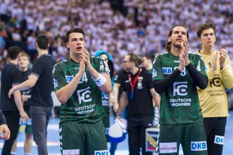 Hamburg Germany 06 April 2019 REWE Final 4 DHB Cup Semifinal THW Kiel vs Fuechse Berlin v li Frederik Simak Berlin Erik Schmidt Berlin dissatisfied disappointed disappointed down frustrated Hamburg Barclaycard Arena Hamburg Germany