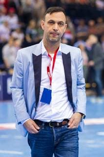 Hamburg Germany 06 April 2019 REWE Final 4 DHB Cup Semifinals THW Kiel vs Fuechse Berlin Managing Director Bob Hanning Berlin dissatisfied disappointed disappointed down frustrated Hamburg Barclaycard Arena Hamburg Germany