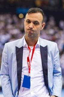 Hamburg Germany 06 April 2019 REWE Final 4 DHB Cup Semifinals THW Kiel vs Fuechse Berlin Managing Director Bob Hanning Berlin dissatisfied disappointed disappointed down frustrated Hamburg Barclaycard Arena Hamburg Germany